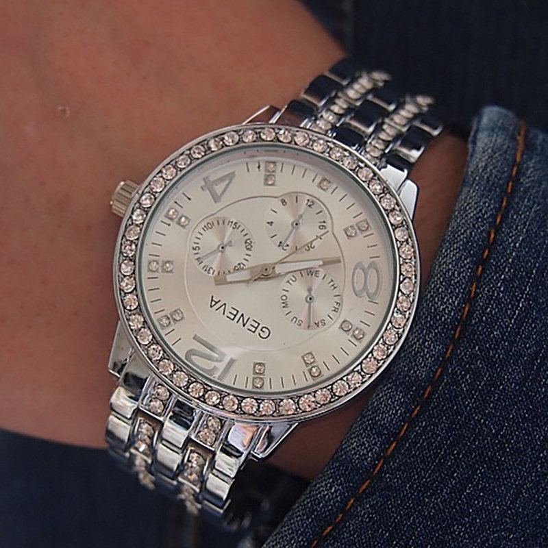 Obchodní Unisex Quartz Náramkové Hodinky Luxusní S Řemínkem Z Nerezové Oceli S Drahokamu Pro Ženy A Muže
