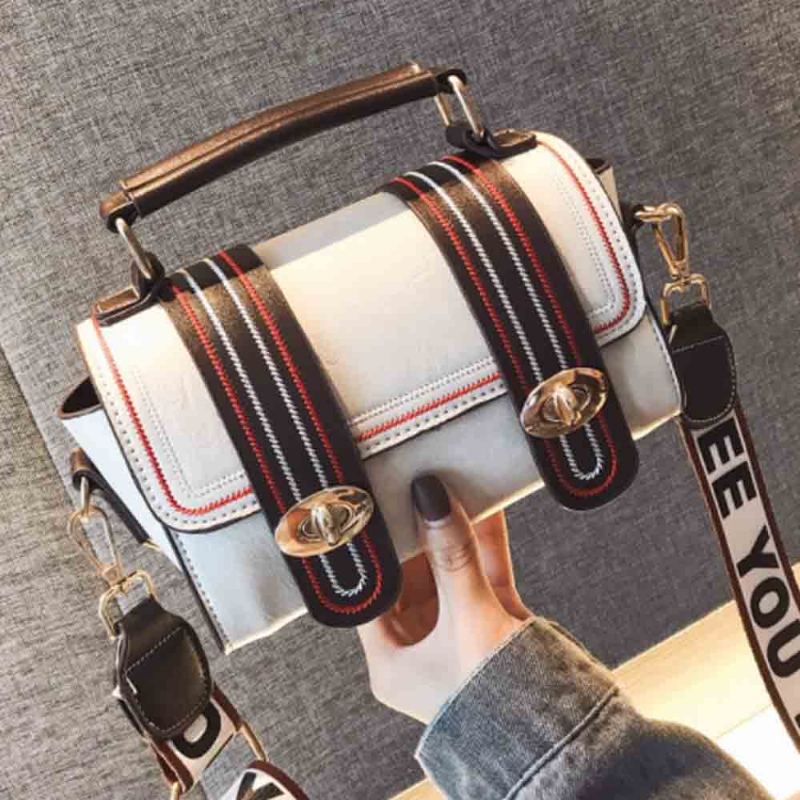 Crossbody Kabelka Z Pu Kůže S Abecedním Popruhem Přes Rameno Dámská Mini S Proužkovou Přezkou Na Seznamování S Nákupy