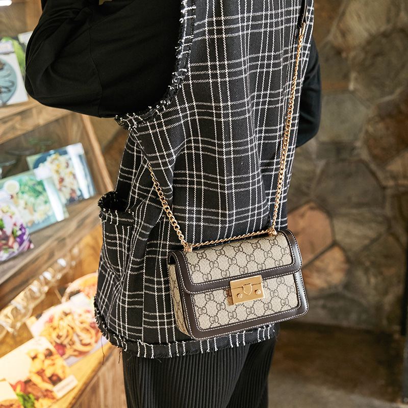 Špičkové Tašky Dámské Západního Stylu Nová Móda Malé Čtvercové Na Jedno Rameno Jednoduché Na Messenger Kabelky